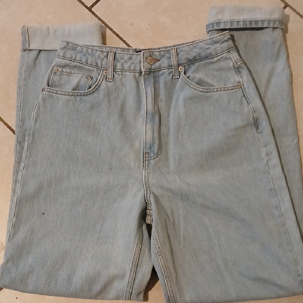 ASOS Womens Size 28/36 Light Blue Distressed High Waisted Straight Leg Jeans